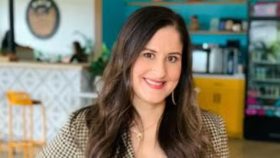 A headshot photograph of Linda Garza