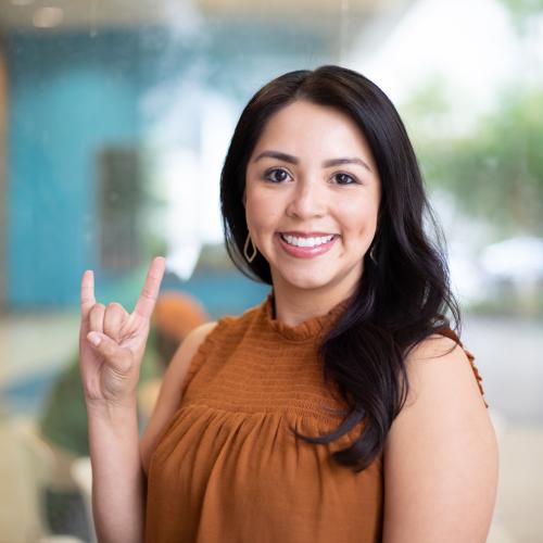 Luisa Canto Headshot